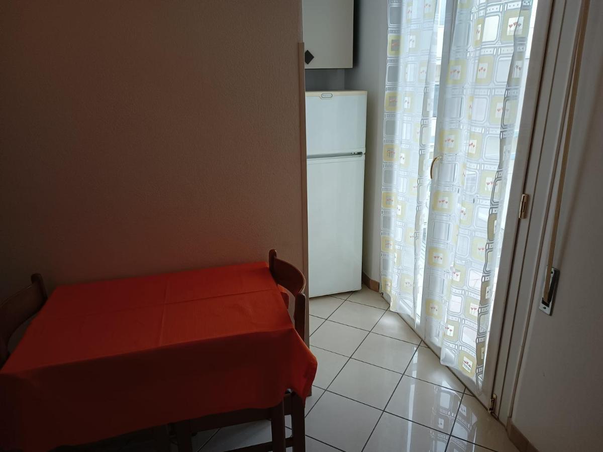 Appartamenti Carlotta Rimini Exteriér fotografie